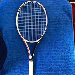 Tecnifibre T-fight 300 tennis racket